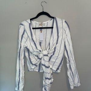 Roxy wrap top